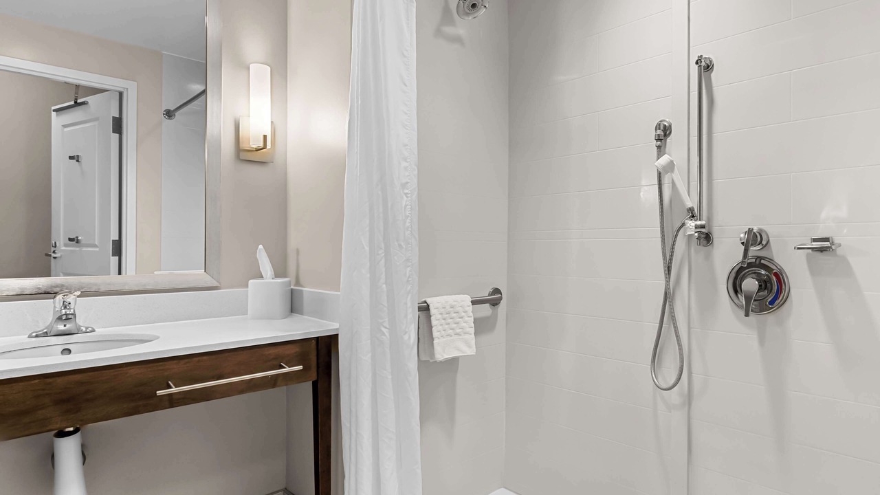 Photo of Bathroom in Gettysburg