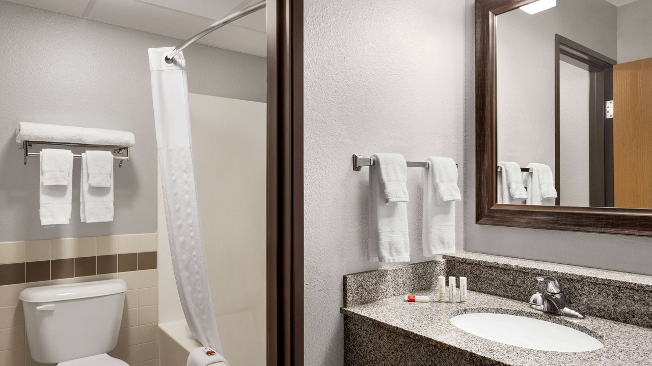 Photo of Bathroom in Sauk Centre