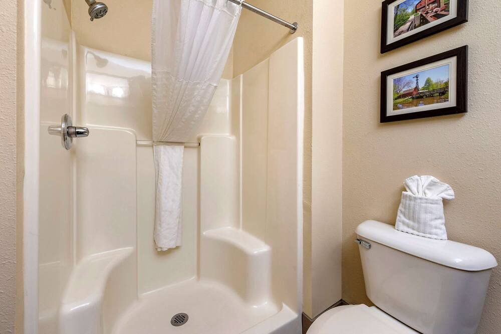 Photo of Bathroom in Elkhart