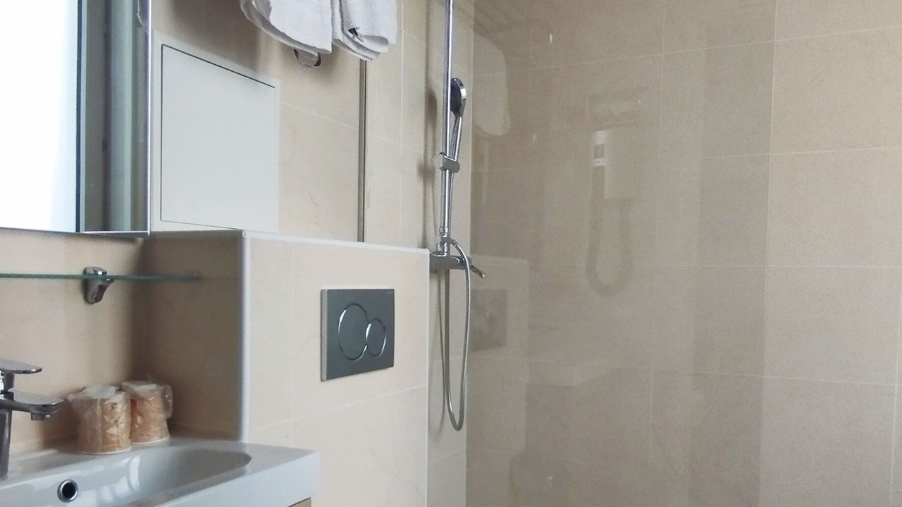 Photo of Bathroom in Rueil-Malmaison