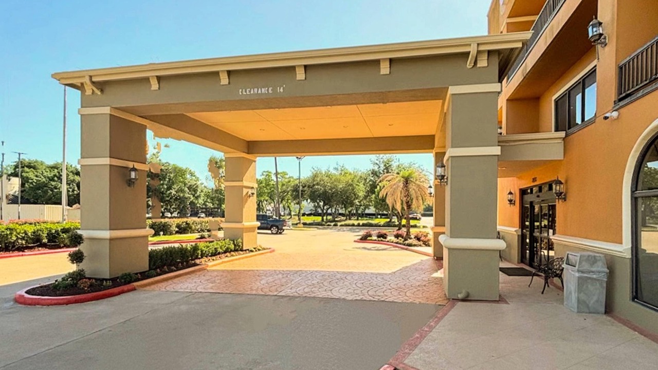 Photo of Outdoor in Westchase