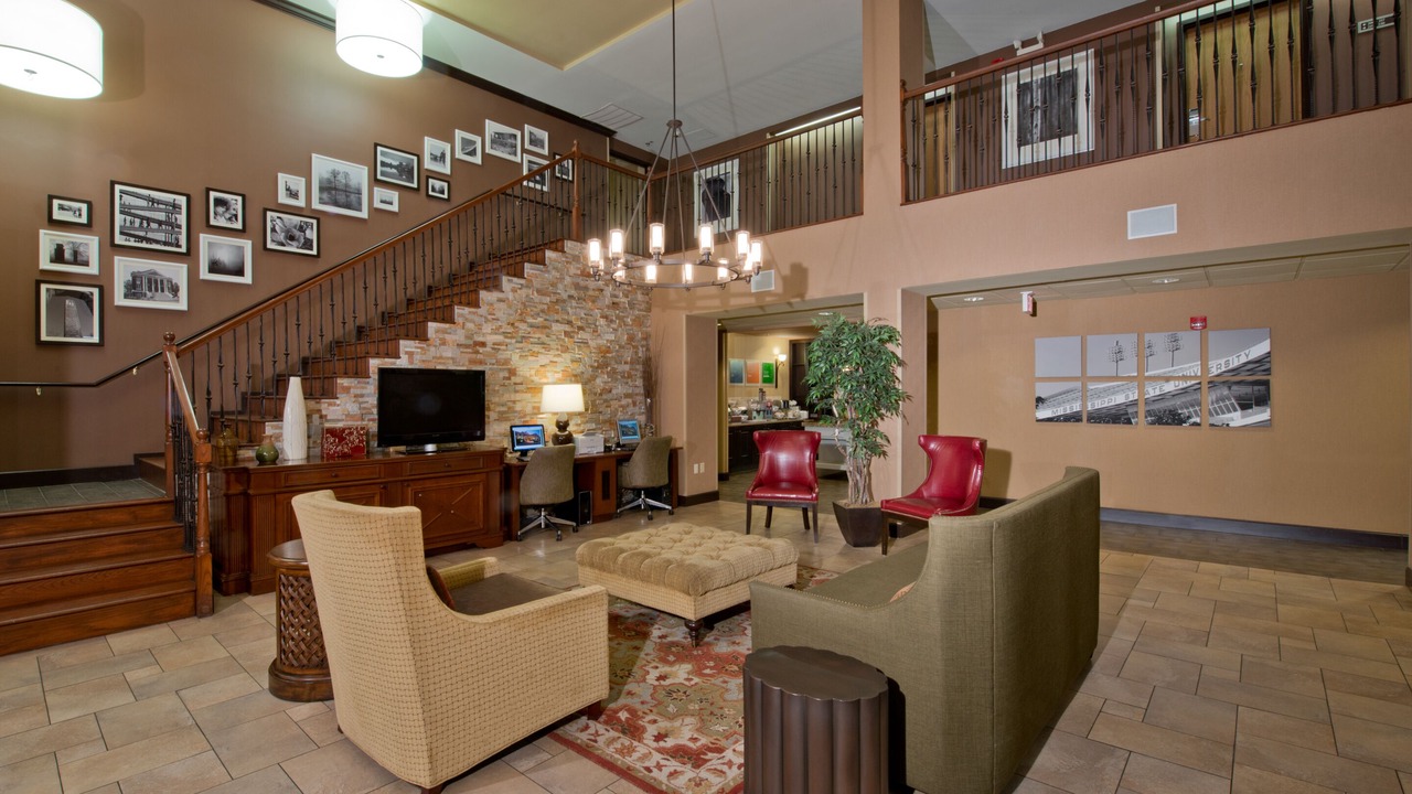 Photo of Livingroom in Starkville