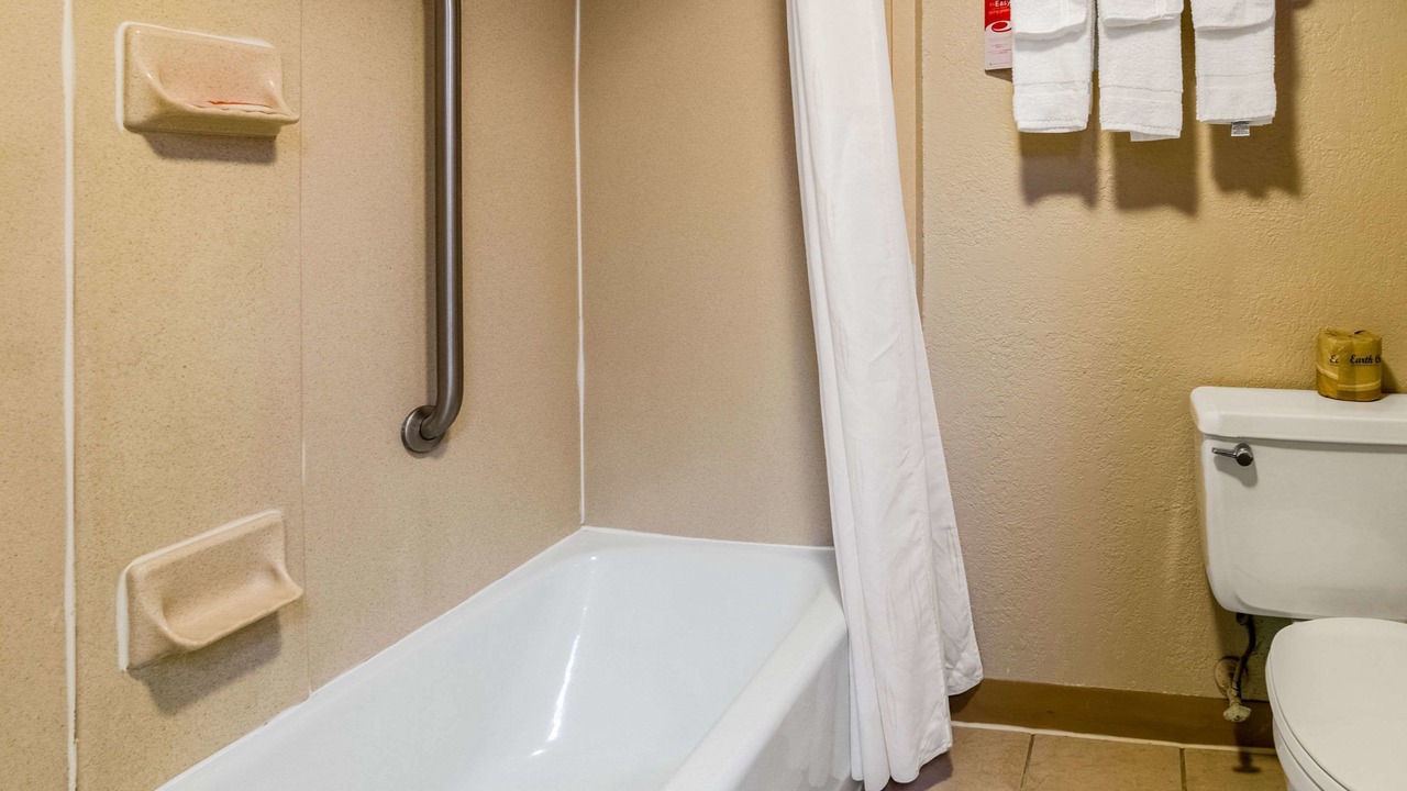 Photo of Bathroom in Winfield