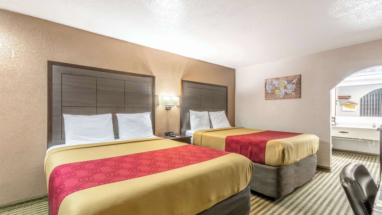 Photo of Bedroom in Winfield