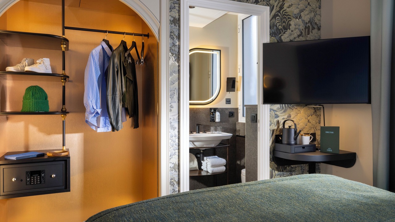 Photo of Bedroom in Chaillot