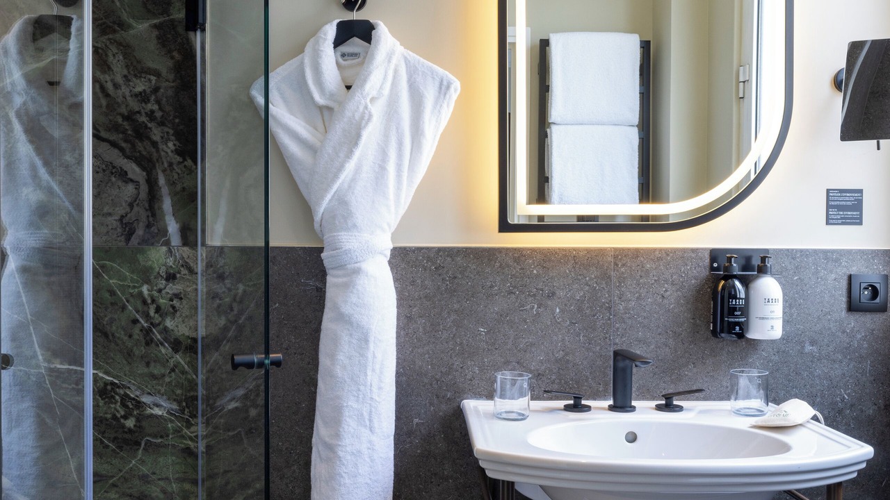 Photo of Bathroom in Chaillot