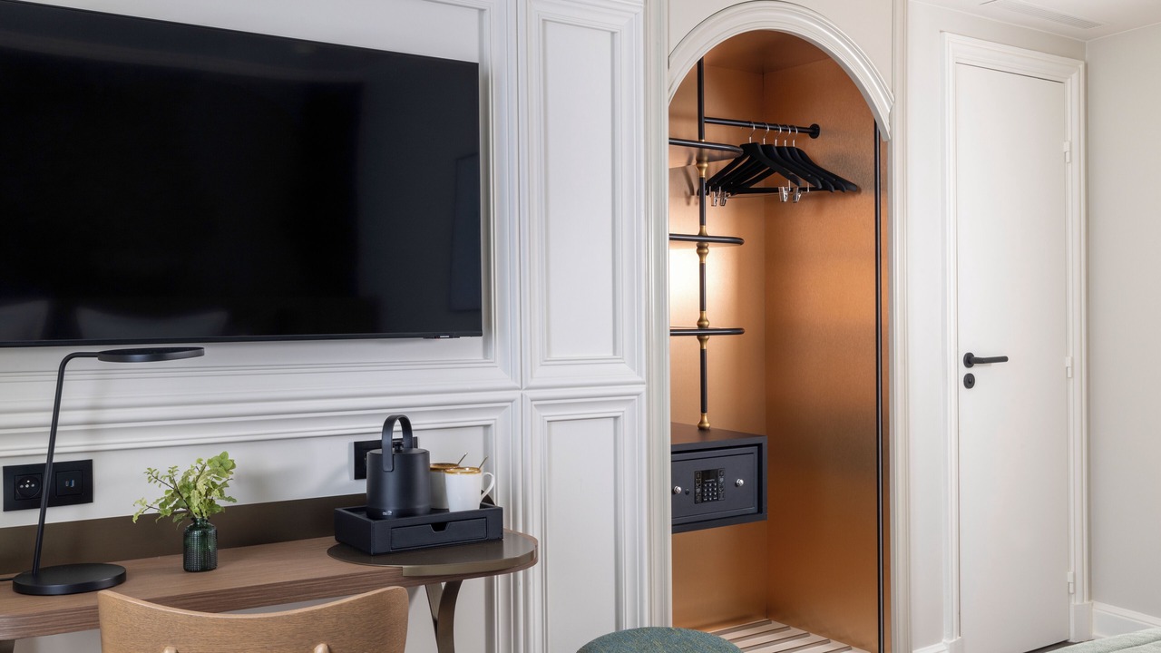 Photo of Bedroom in Chaillot