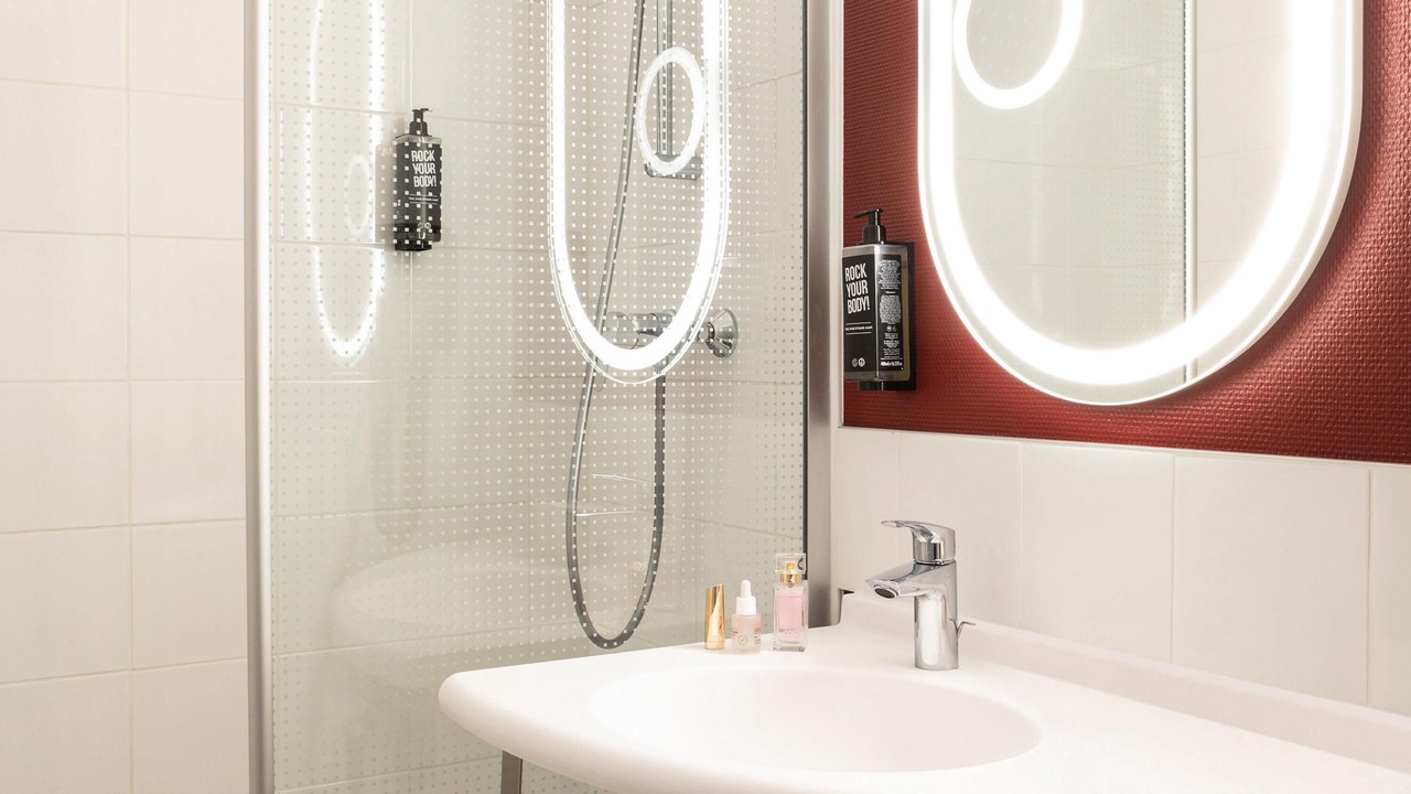 Photo of Bedroom in Charenton-le-Pont