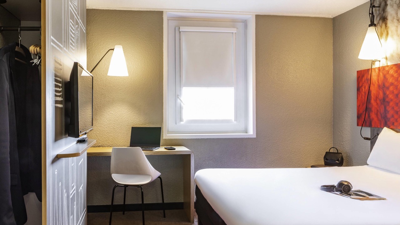 Photo of Bedroom in Charenton-le-Pont