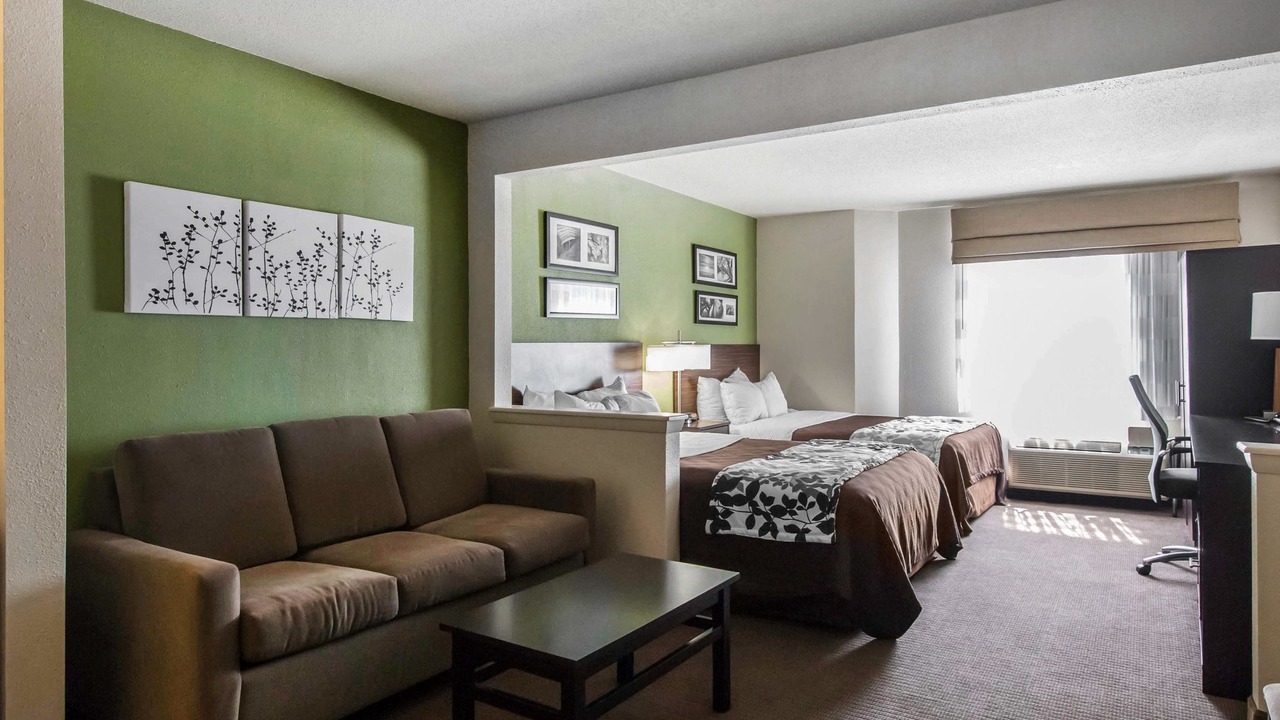 Photo of Livingroom in St. Charles