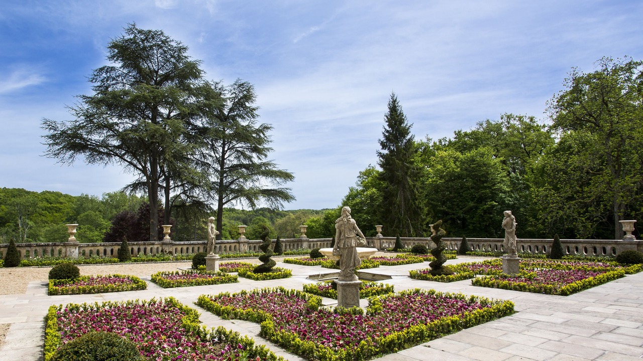 Photo of Outdoor in Saint-Etienne-de-Chigny