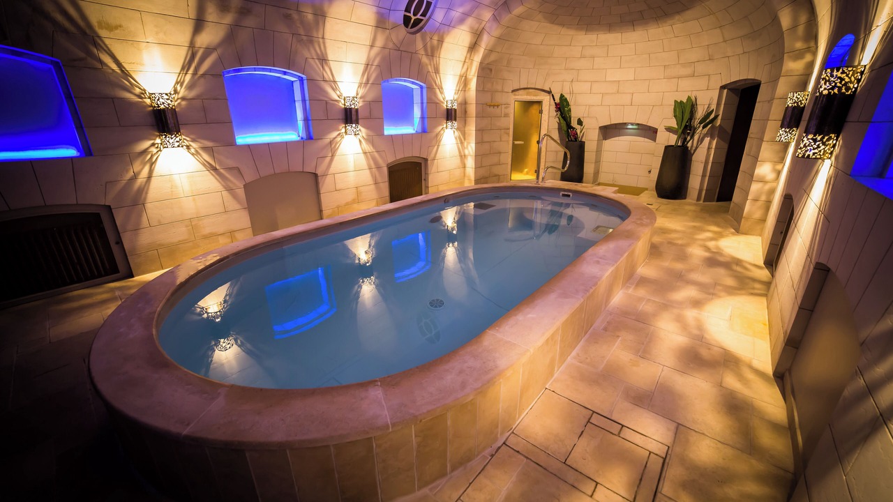 Photo of Others in Montbazon