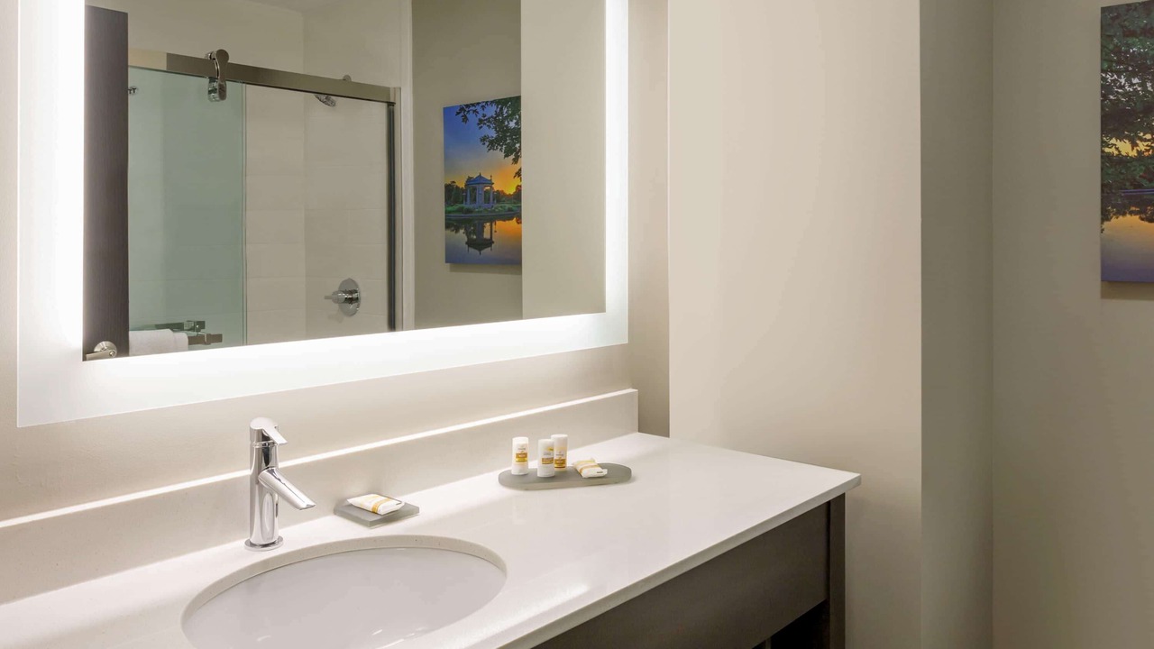 Photo of Bathroom in Sunset Hills