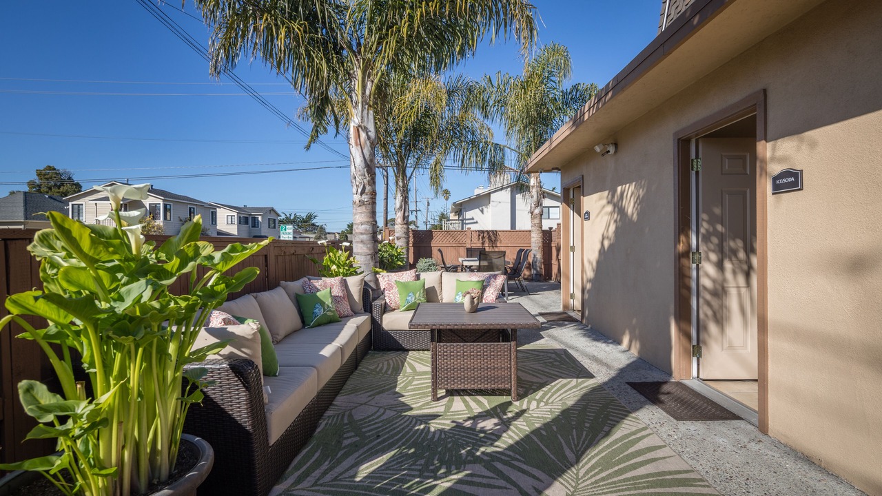 Photo of Patio Balcony in Downtown Monterey