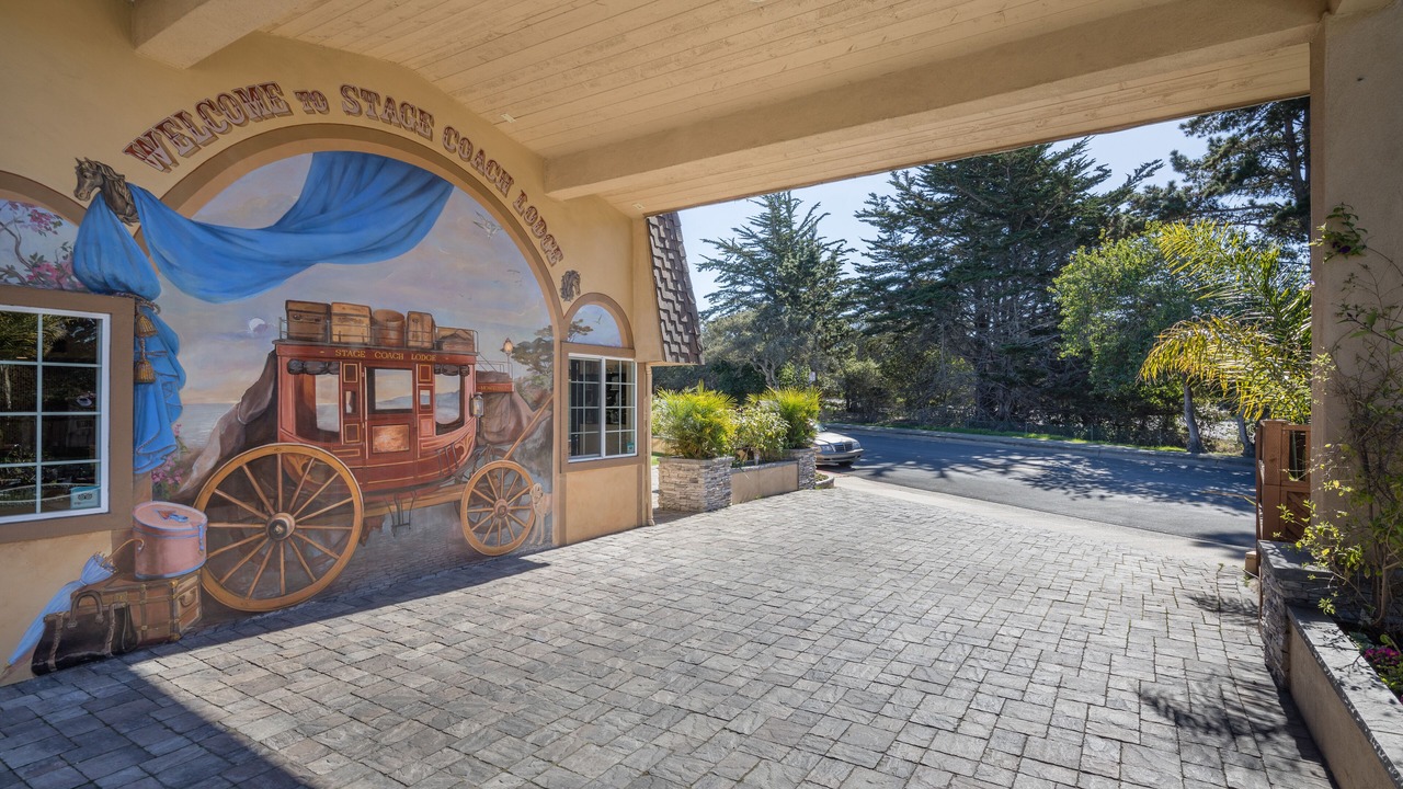 Photo of Outdoor in Downtown Monterey