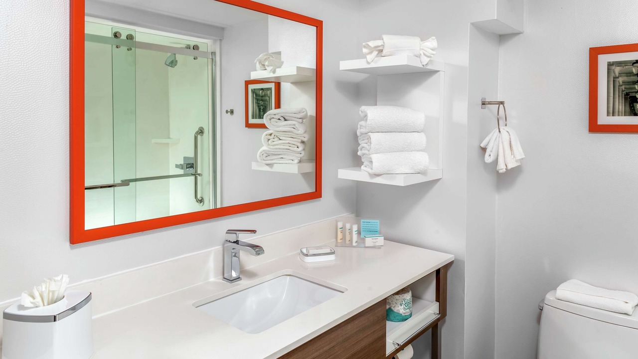 Photo of Bathroom in Glenvar Heights
