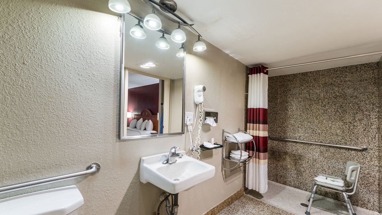 Photo of Bathroom in Morton Grove