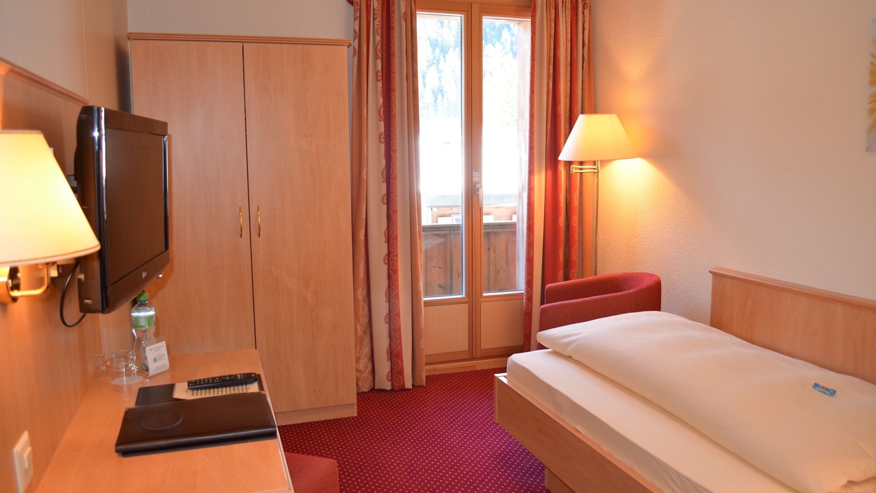 Photo of Bedroom in Blausee