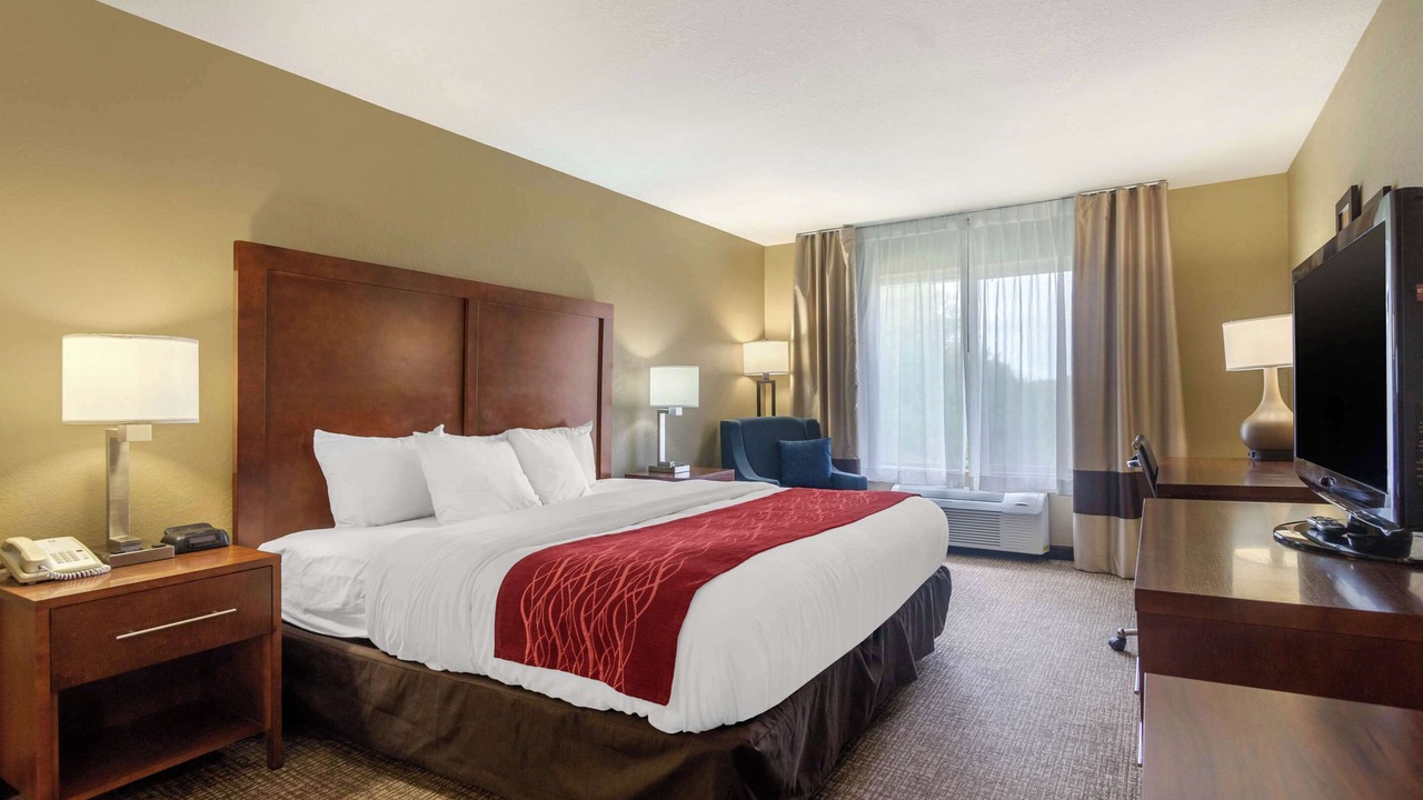 Photo of Bedroom in Pittsburg