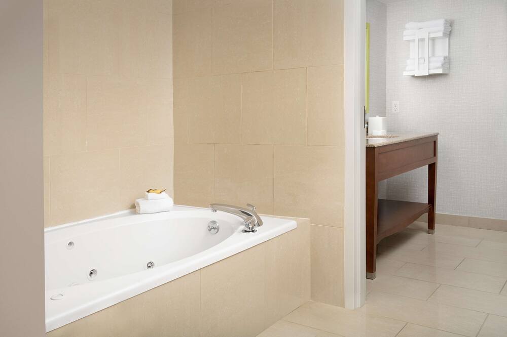 Photo of Bathroom in College Park