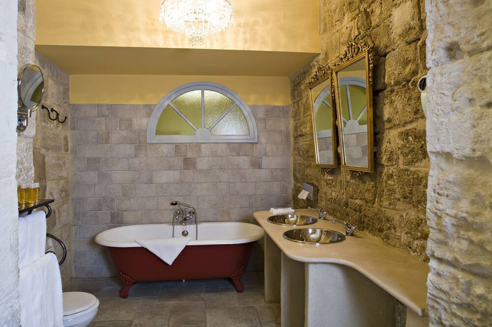 Photo of Bathroom in Rochegude