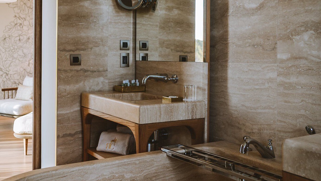 Photo of Bathroom in Champillon