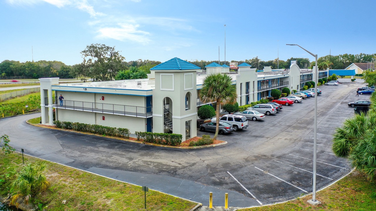 Photo of Outdoor in Lakeland