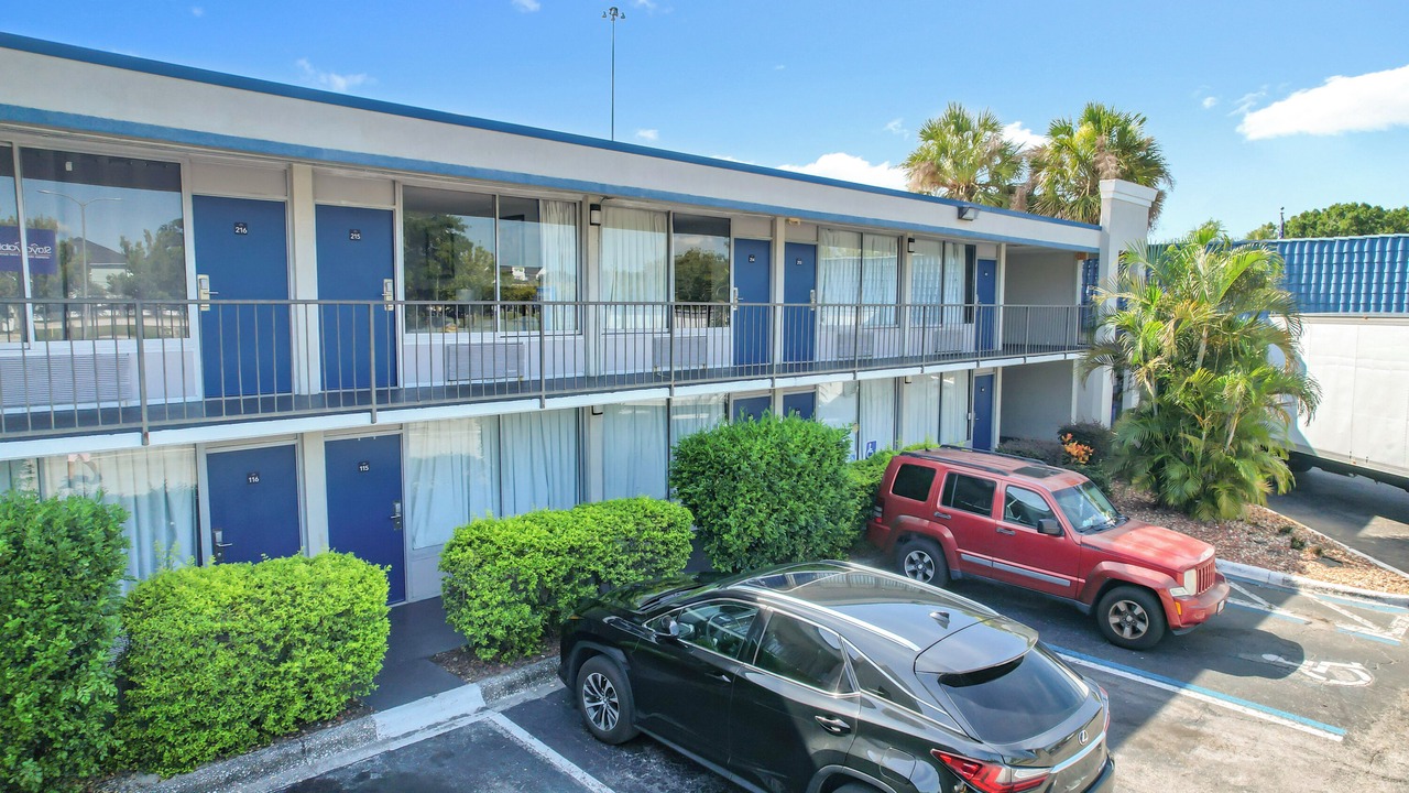 Photo of Outdoor in Lakeland