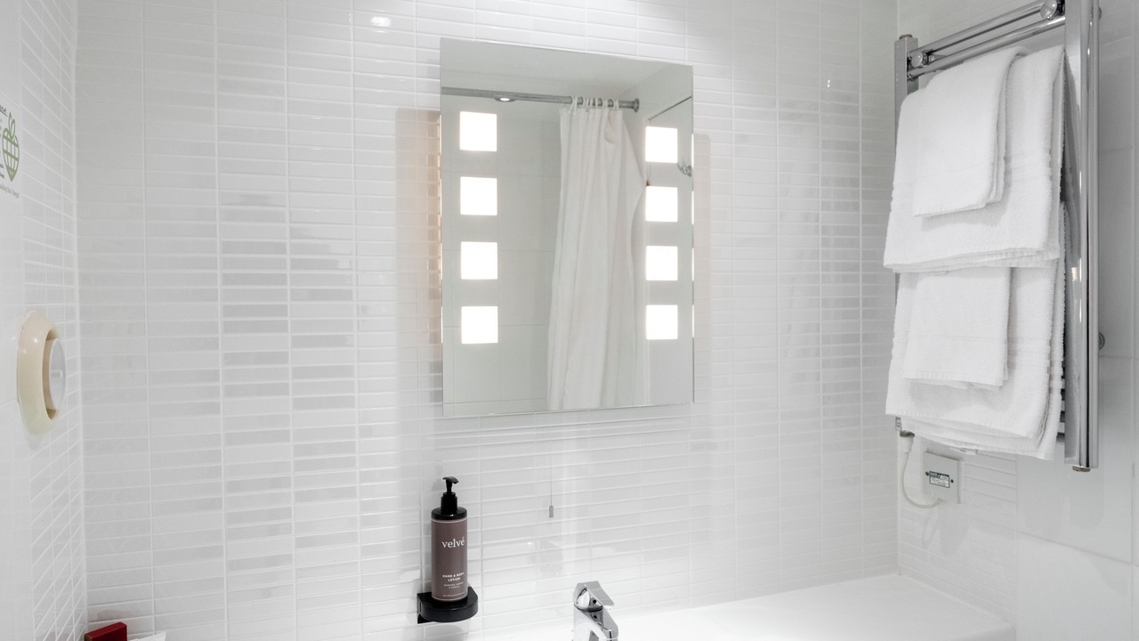 Photo of Bathroom in Erskine