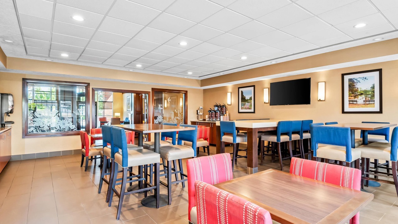 Photo of Others in Albany