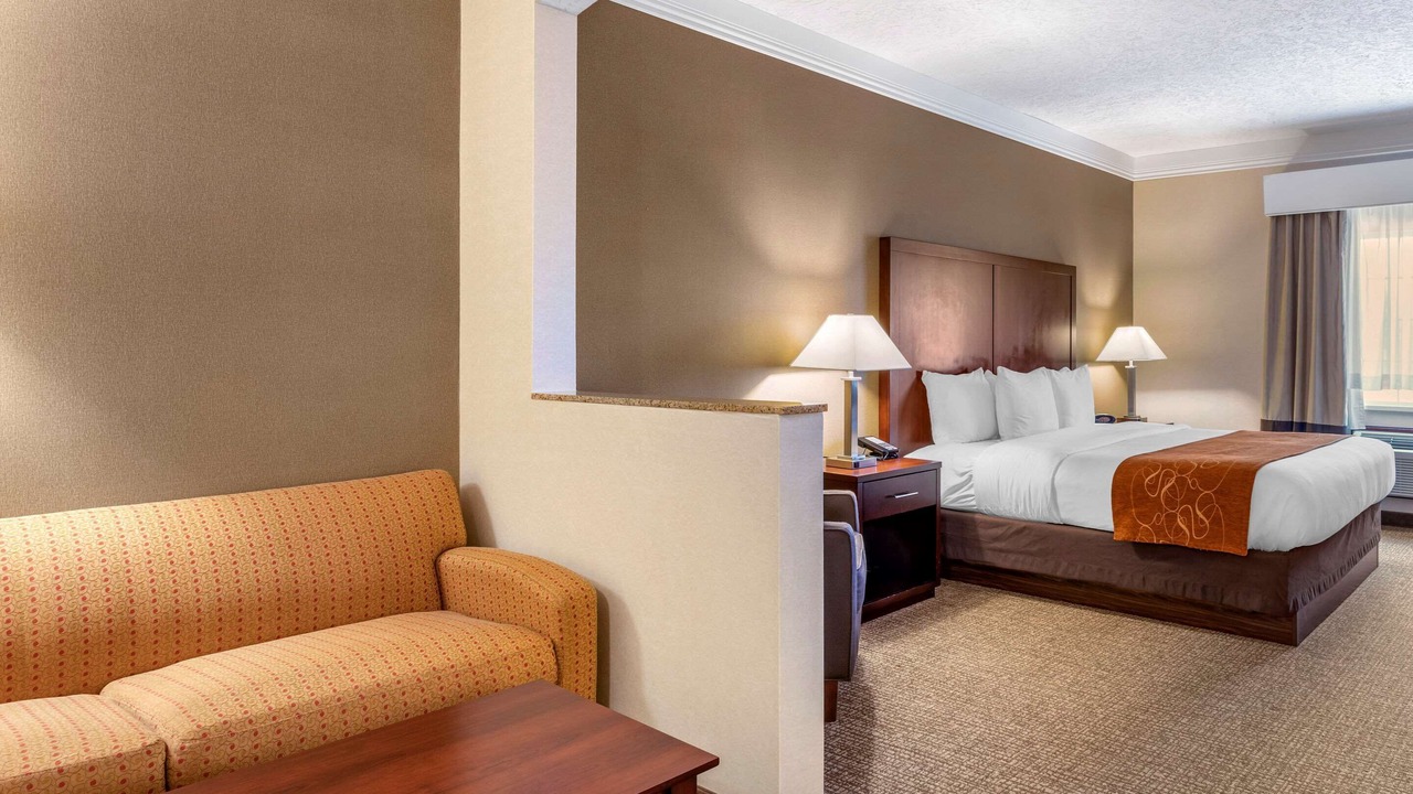 Photo of Others in Albany