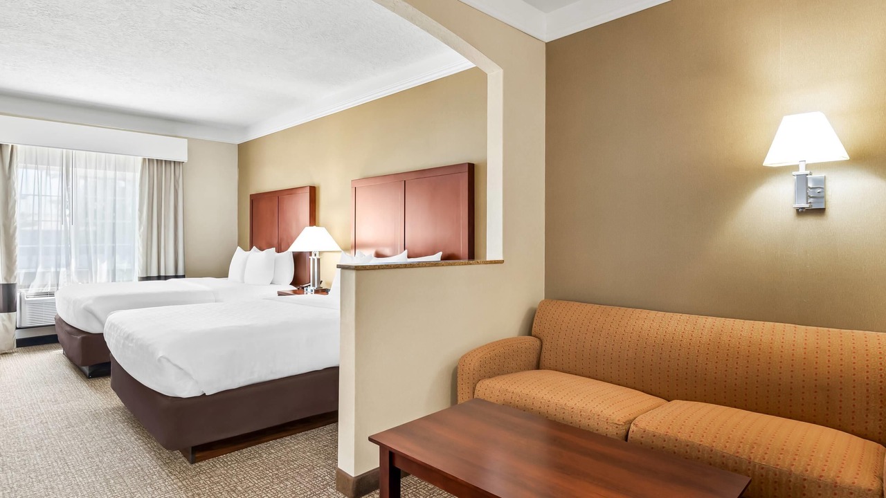 Photo of Others in Albany