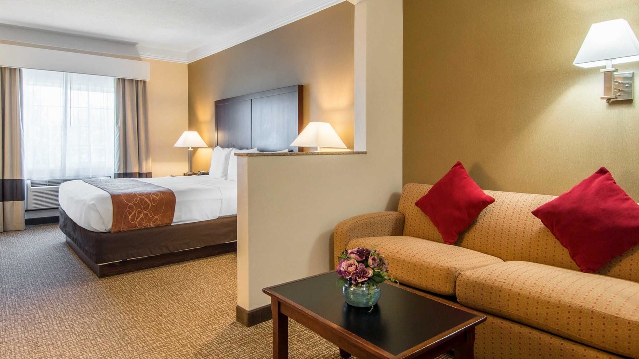 Photo of Others in Albany