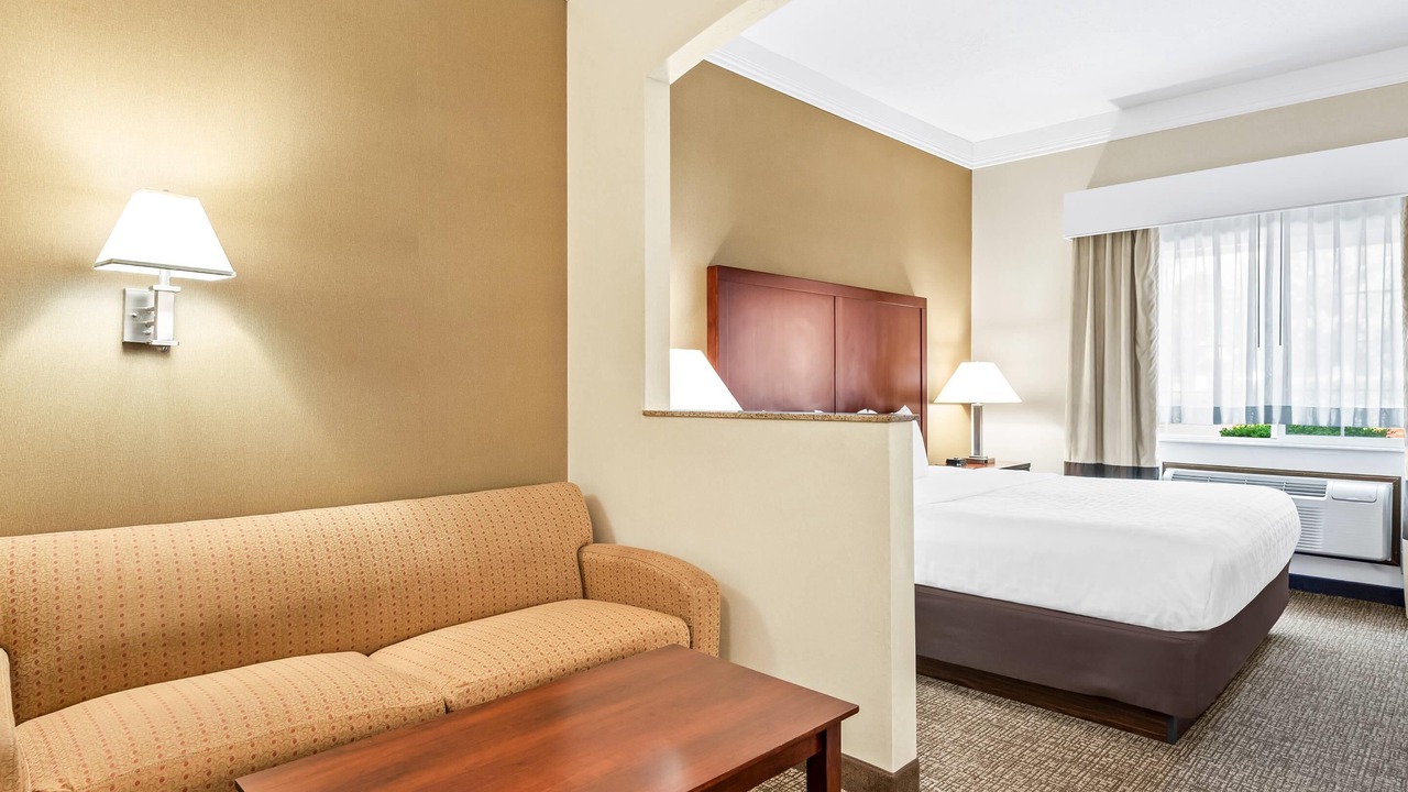 Photo of Others in Albany