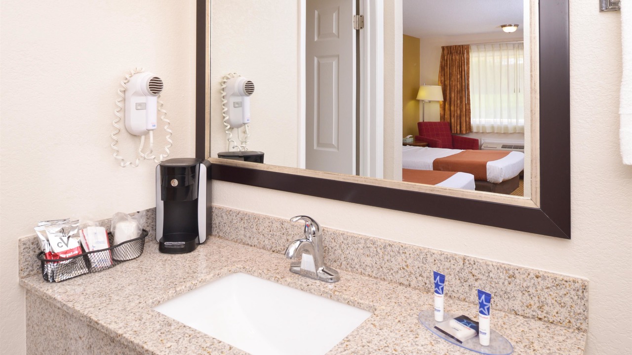 Photo of Bedroom in Plattsburgh