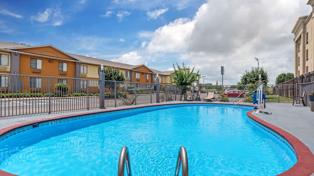 Photo of Outdoor in Canton