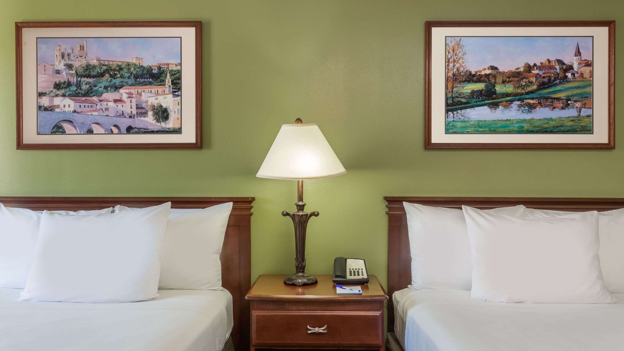 Photo of Bedroom in Waycross