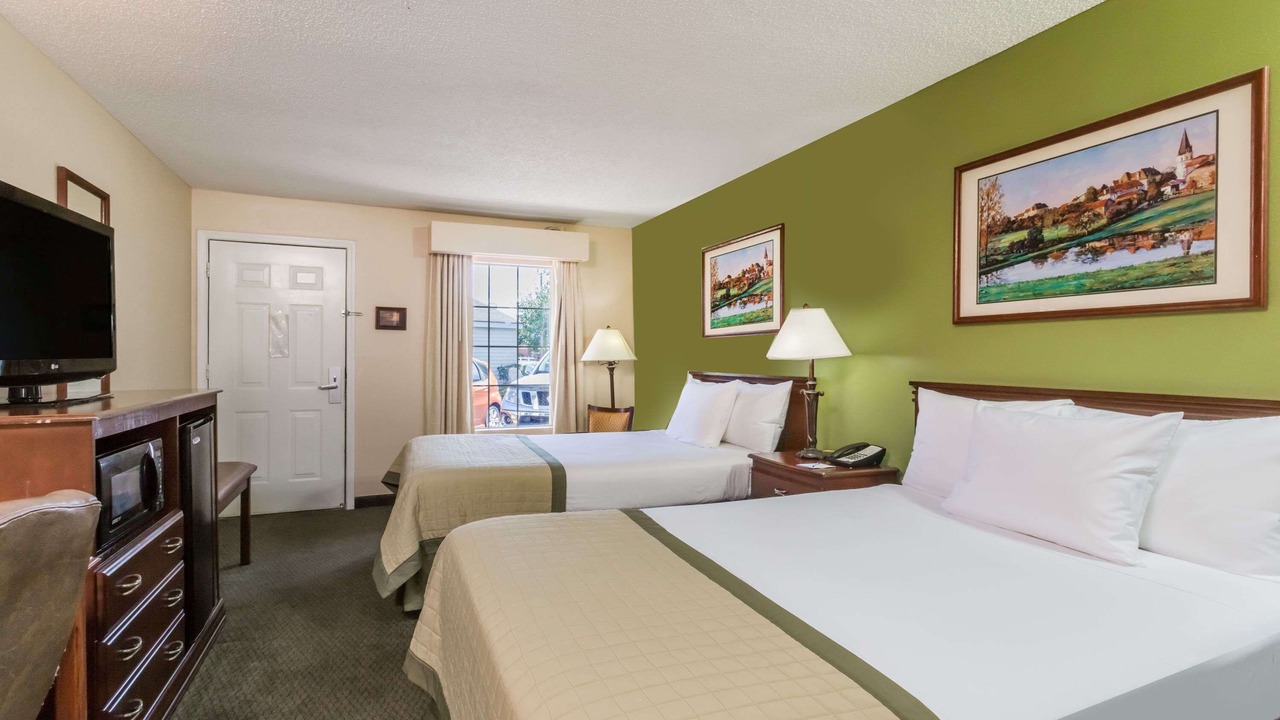 Photo of Bedroom in Waycross