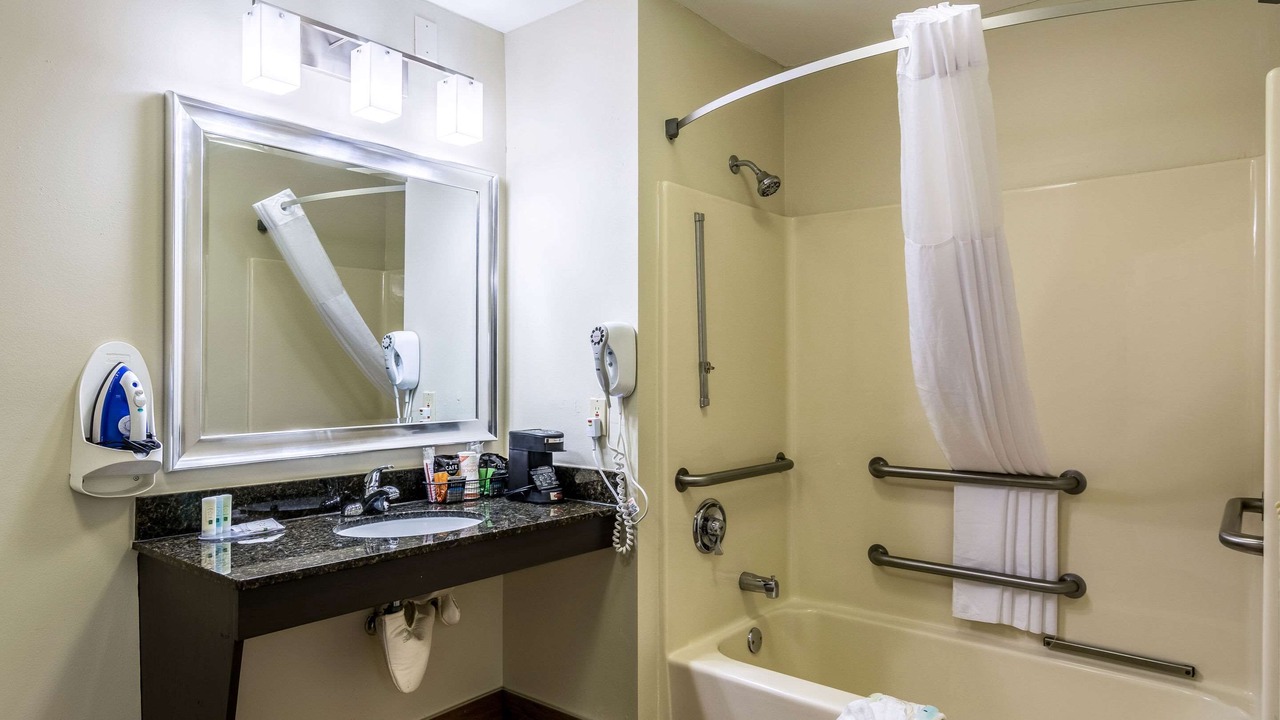 Photo of Bathroom in Auburn - Opelika