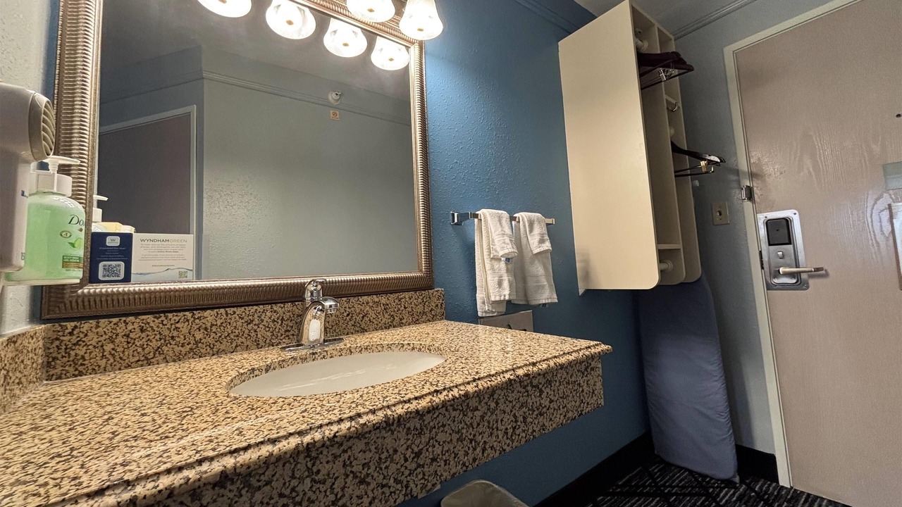 Photo of Bathroom in Litchfield