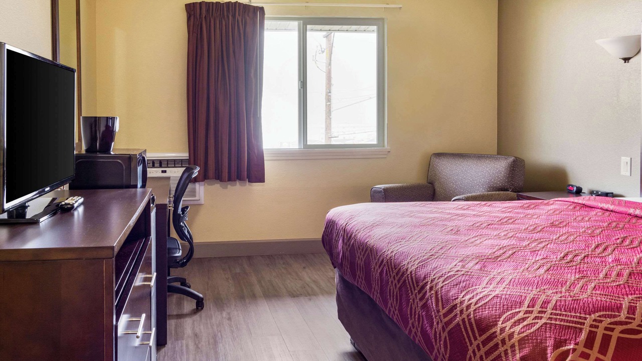 Photo of Bedroom in Newport