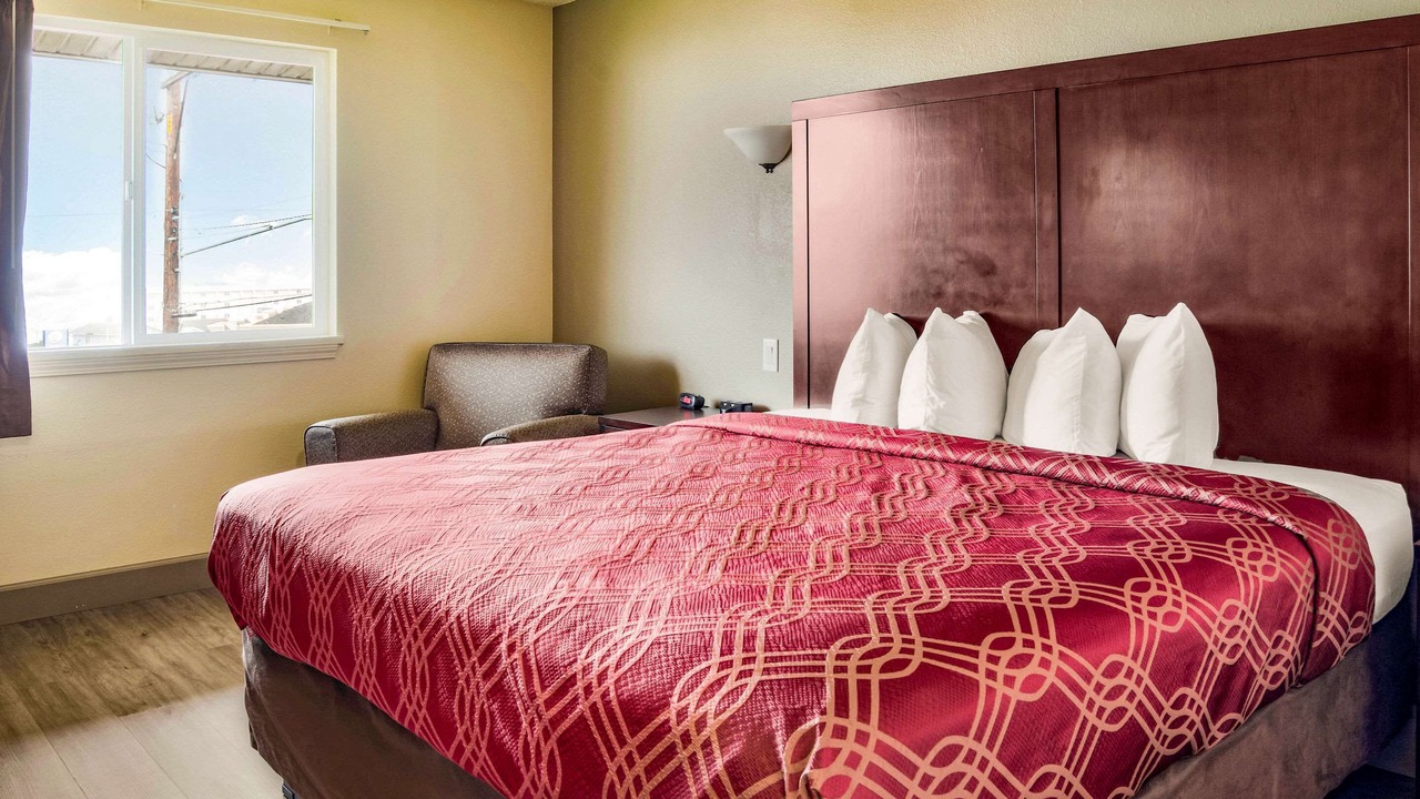 Photo of Bedroom in Newport