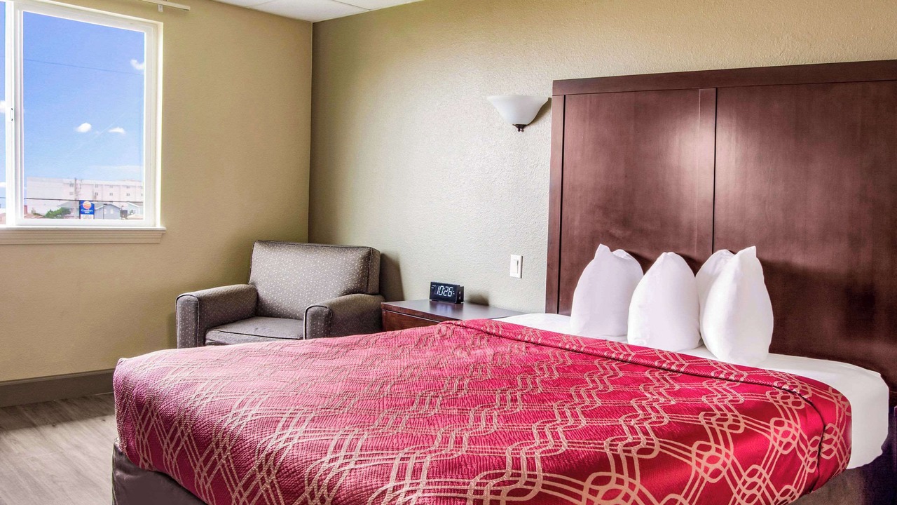 Photo of Bedroom in Newport