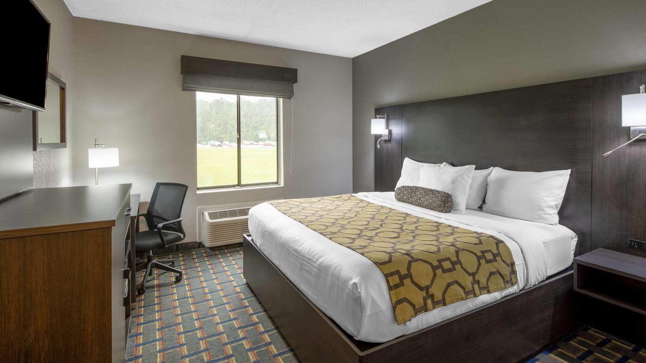 Photo of Bedroom in Pooler