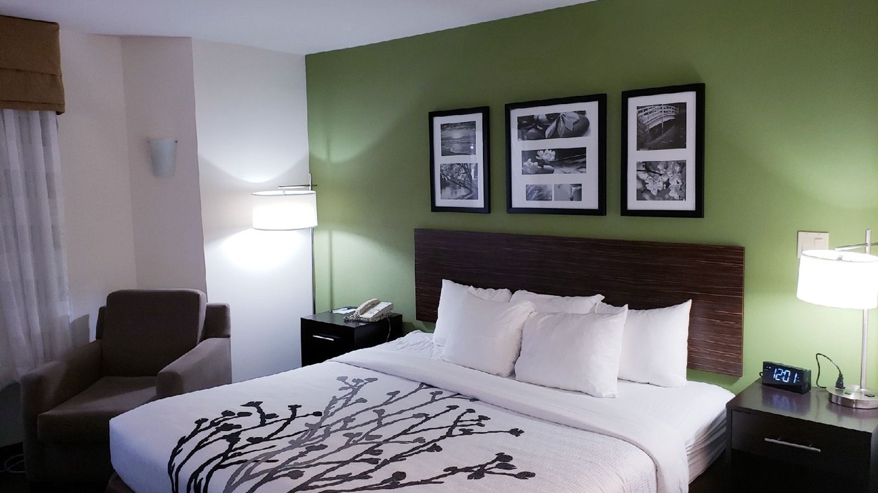 Photo of Bedroom in Slidell
