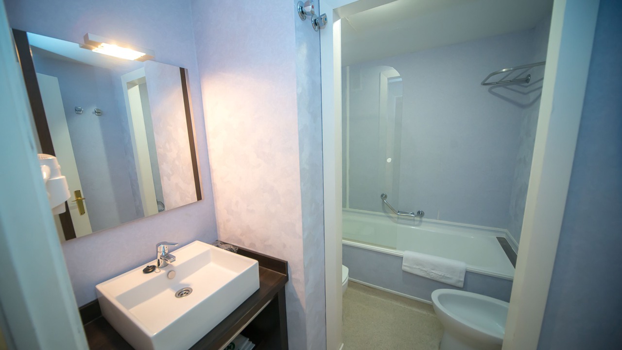 Photo of Bathroom in Jaca