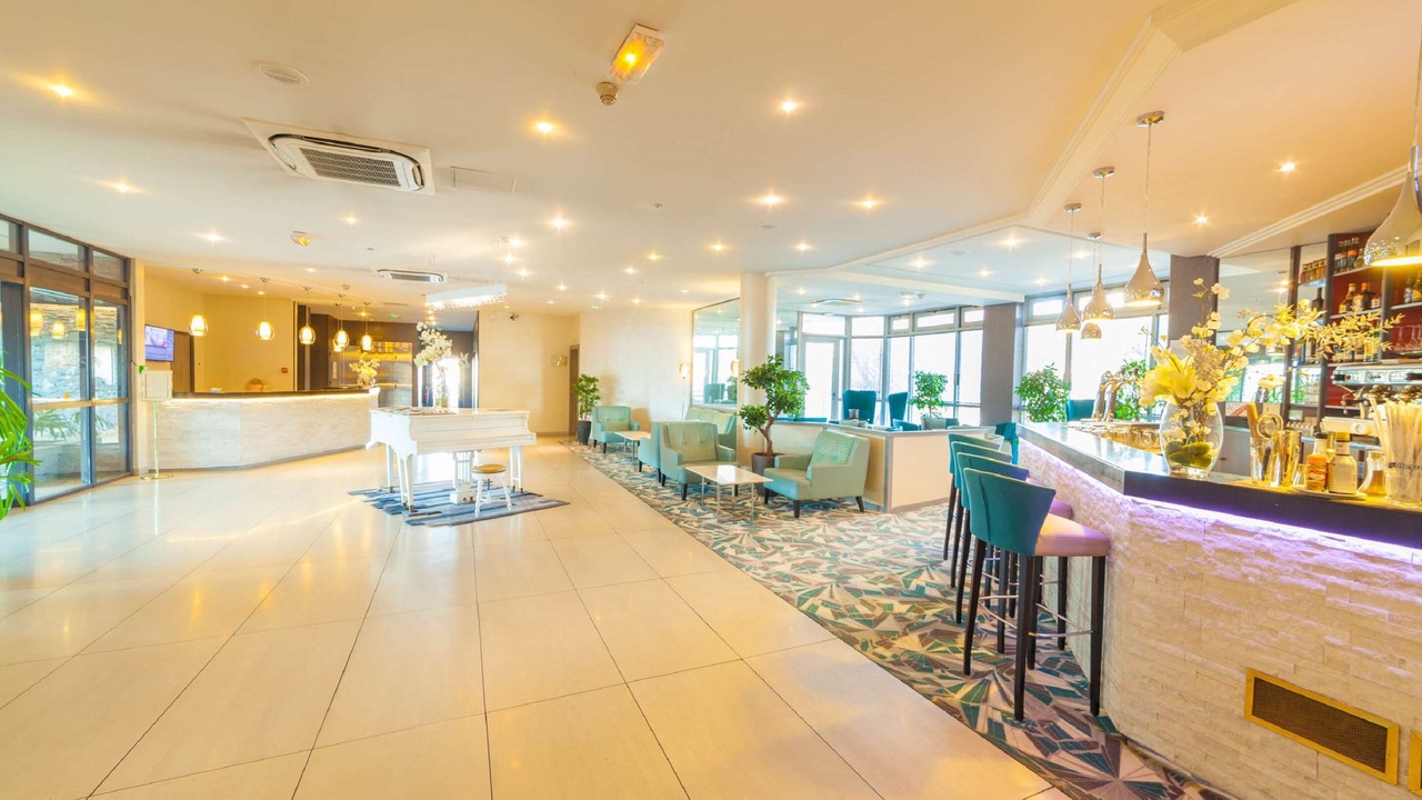 Photo of Others in Evreux