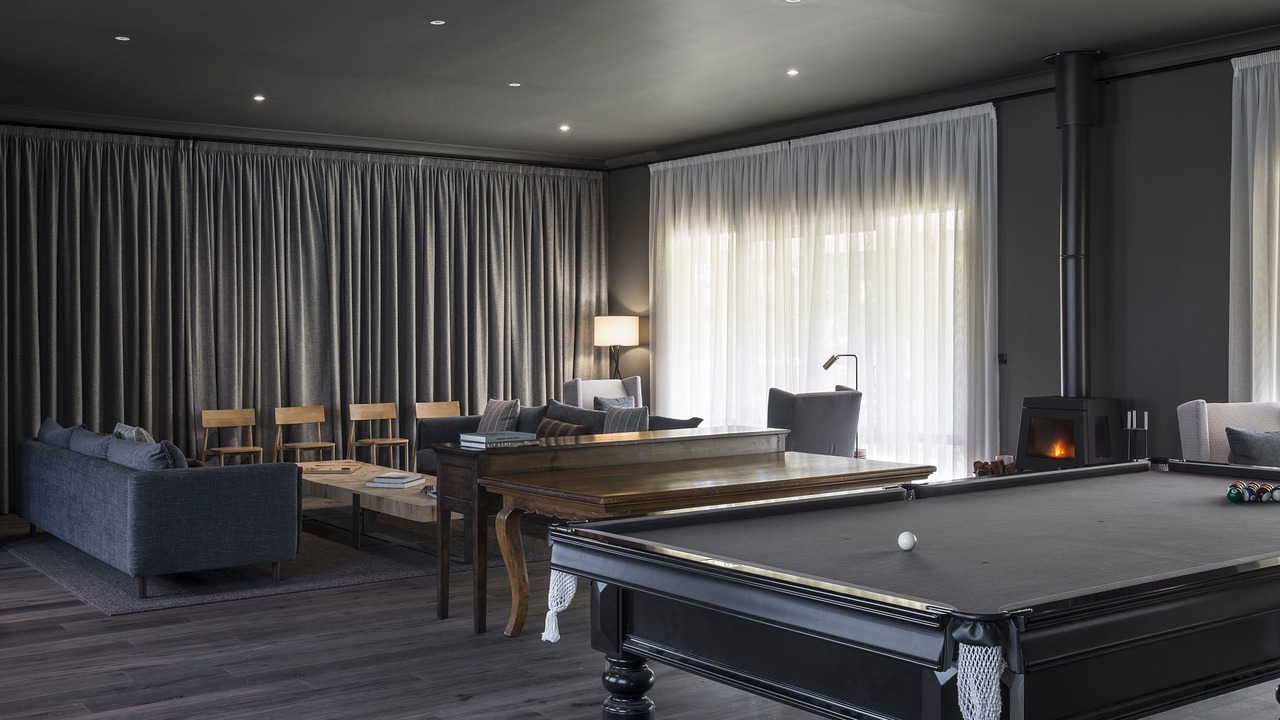 Photo of Others in Red Hill