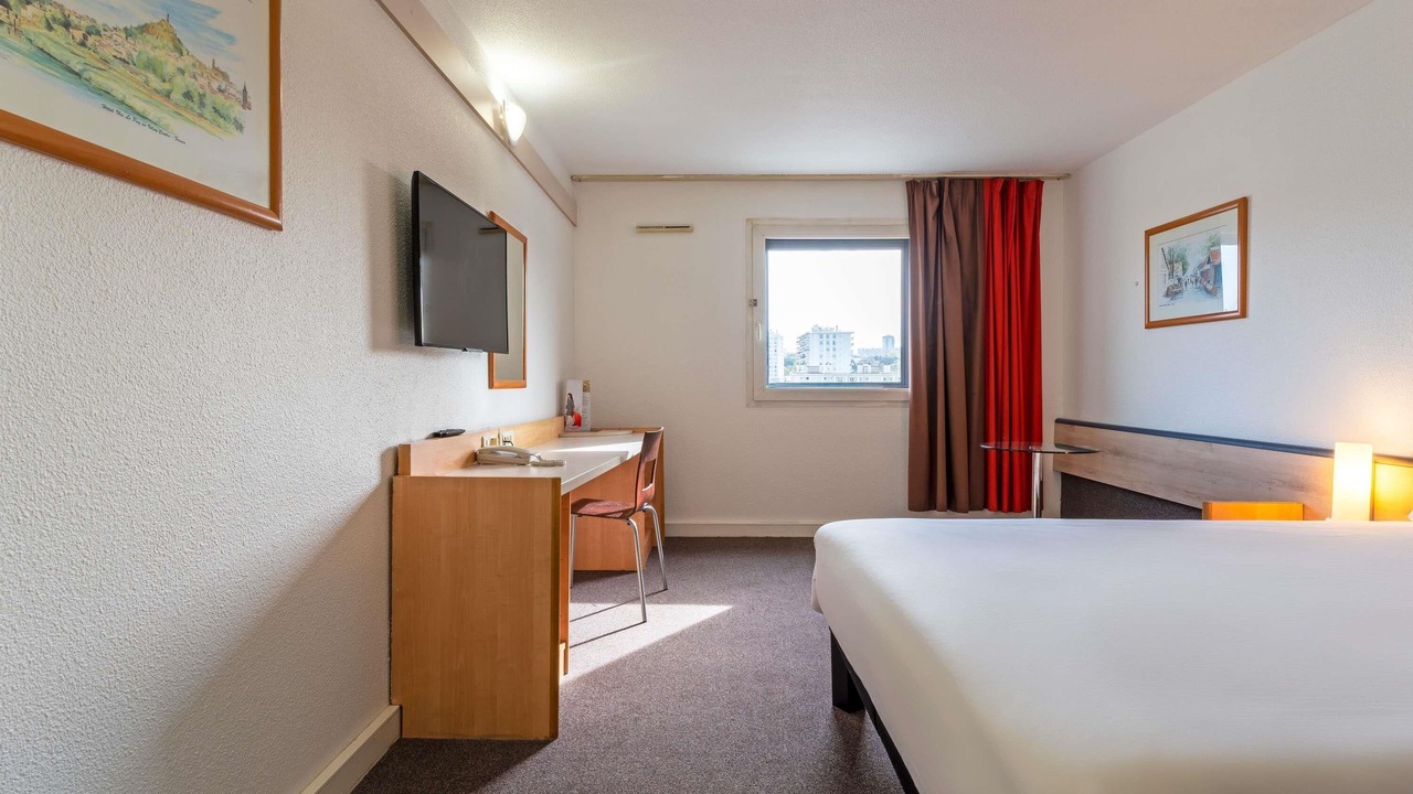 Photo of Bedroom in Pantin