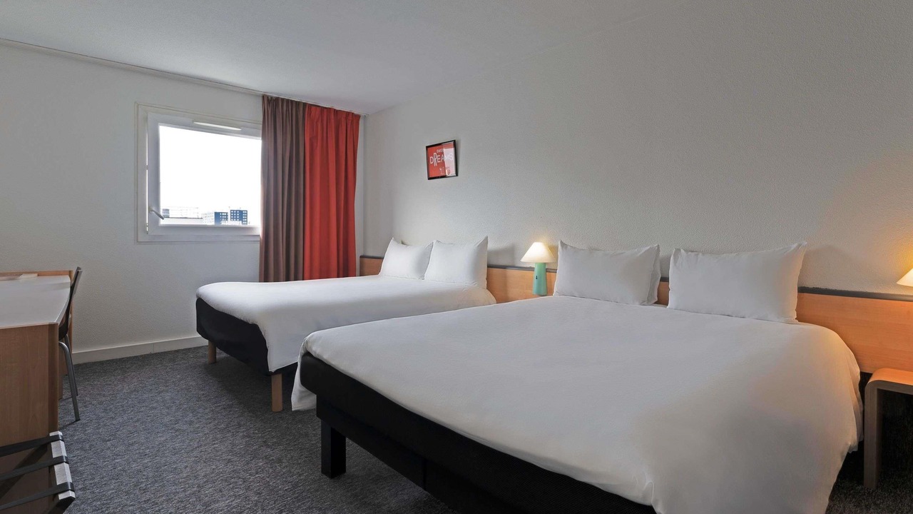 Photo of Bedroom in Pantin